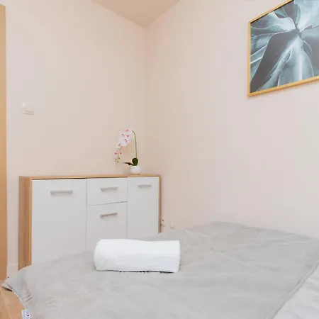 Mokotow Reytan By Renters 아파트 *
