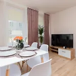 شقة Mokotow Reytan By Renters