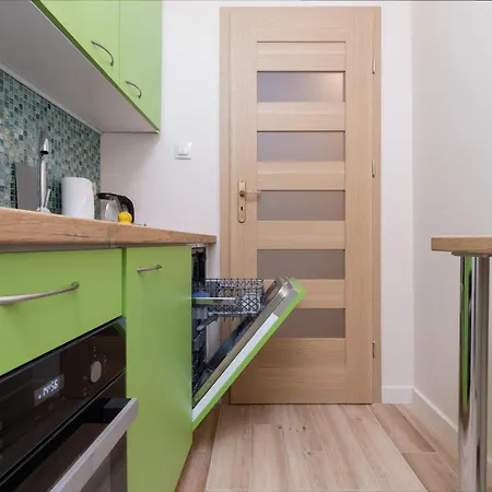 Mokotow Reytan By Renters شقة