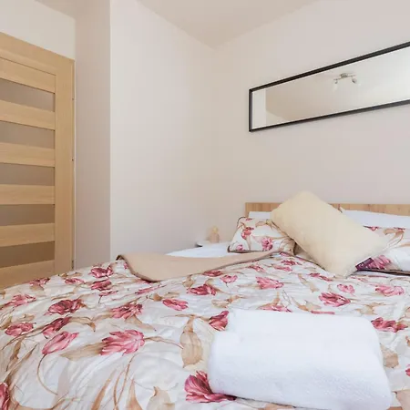 Mokotow Reytan By Renters Varsovia