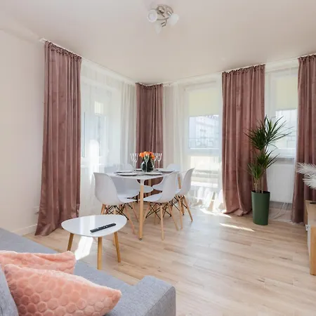 Mokotow Reytan By Renters Varsovia