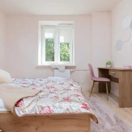 Mokotow Reytan By Renters